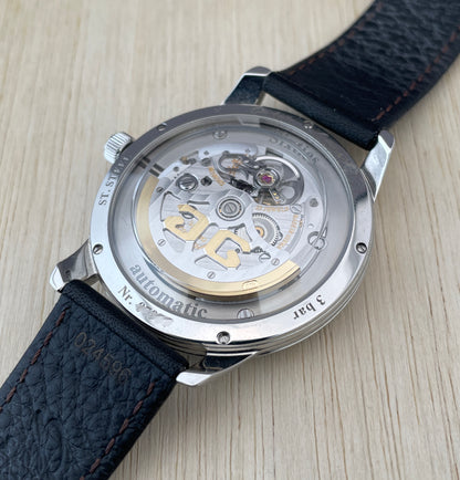 Glashütte Original Sixties 1-39-52-03-02-04 at FLYBACK TIME